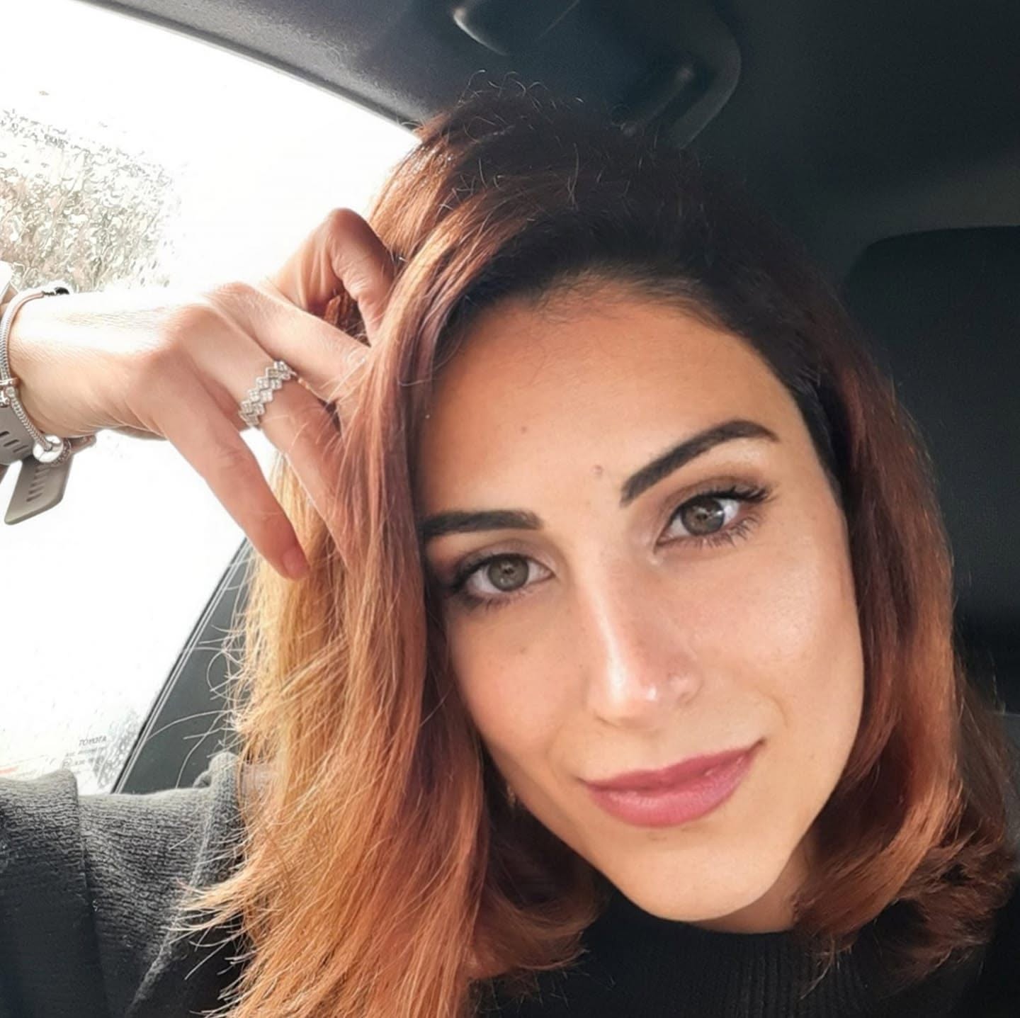 <em><strong>Sara M.</strong></em>