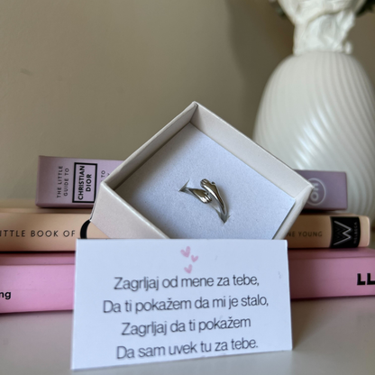 Prsten Večnog Zagrljaja